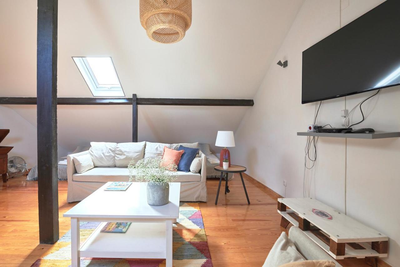 Idyllic Lisbon Apartments With Amazing Courtyard, By Timecooler Экстерьер фото